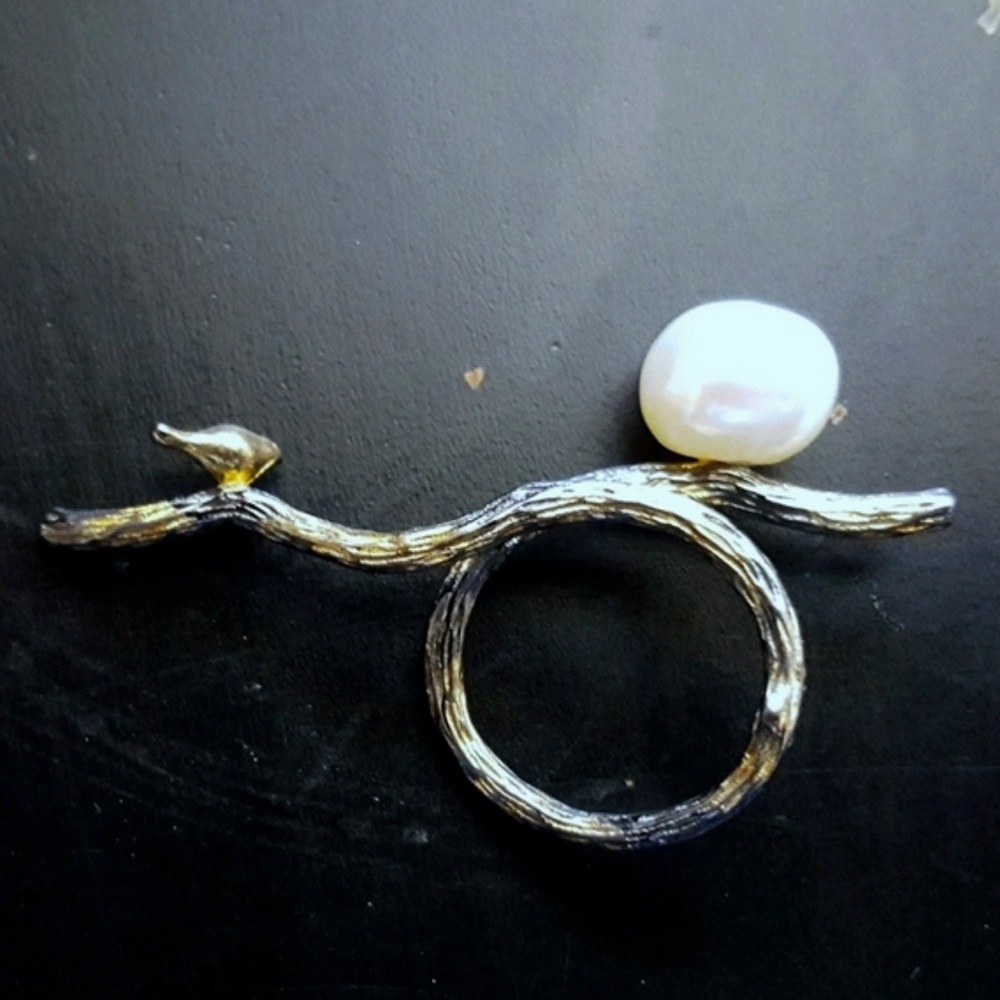 Genuine Pearl and Silver Bird and Branch Ring